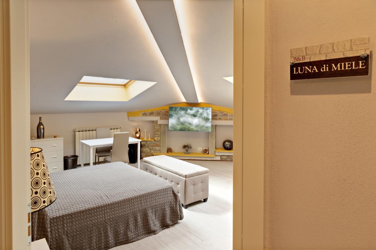 Casa Vacanze - Matelda Bed and Breakfast Poppi Eksteriør billede
